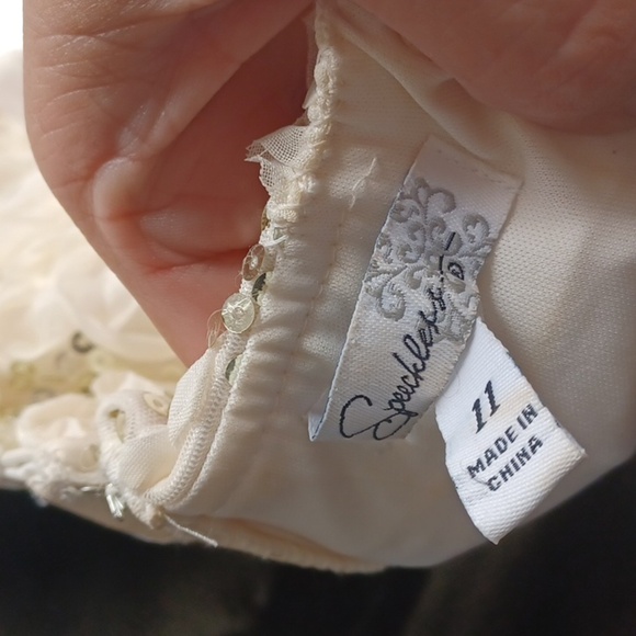 Speechless Elegant cream strapless prom dress with flowers and sequins, sz 11 - Picture 6 of 6